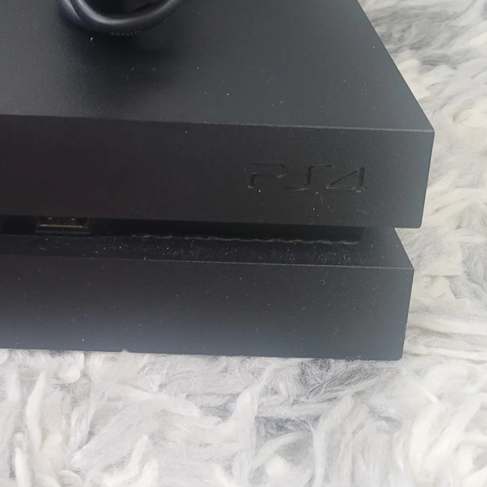 Sony PlayStation 4 Console Bundle - Black